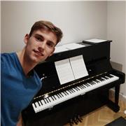 Clases de piano en Las Rozas, Majadahonda, Torrelodones y Pozuelo a alumnos principiantes. Aprende disfrutando de la buena música